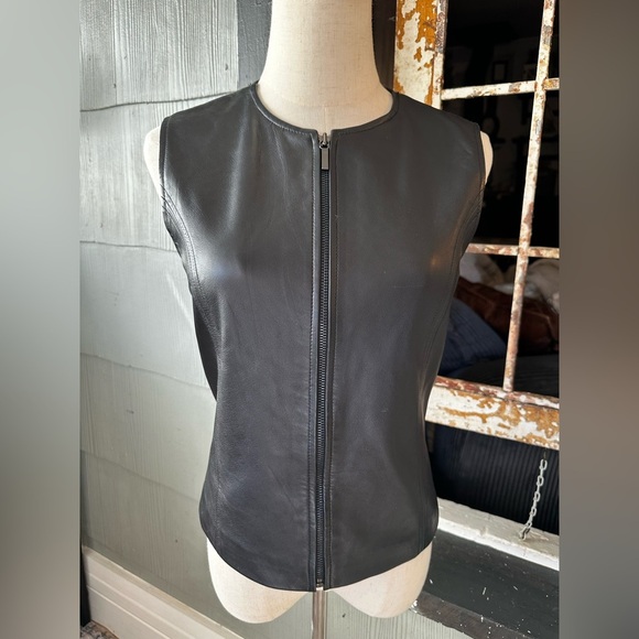 Black 100% Leather / 100% Merino Wool Sleeveless Knit Back Vest - Picture 2 of 8